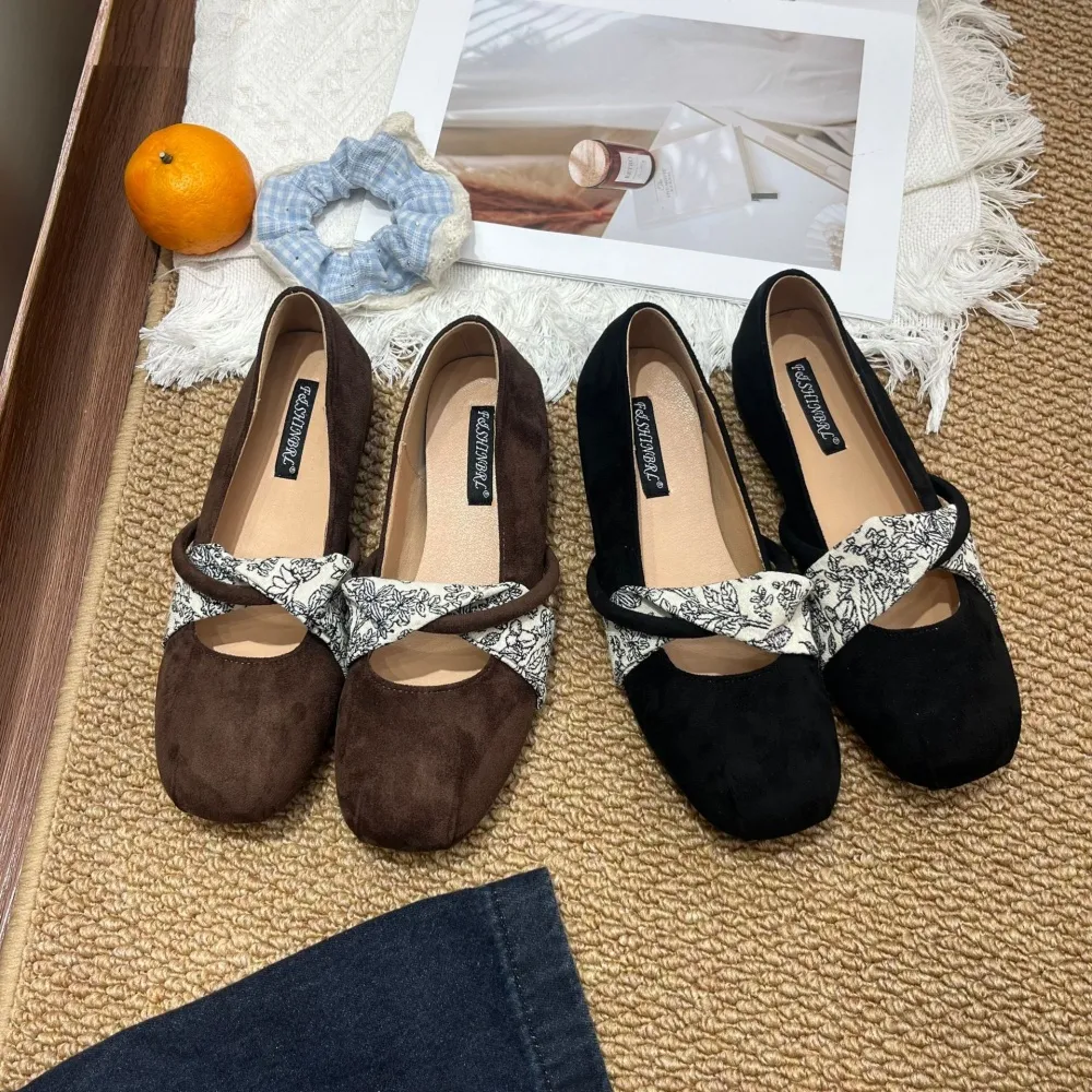 CF43778_0.webp Retro round spring broadcloth France style temperament shoes - Image 1